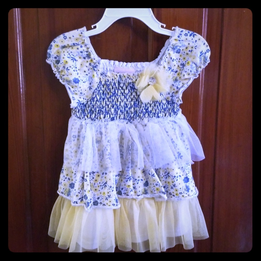Youngland Smocked Top